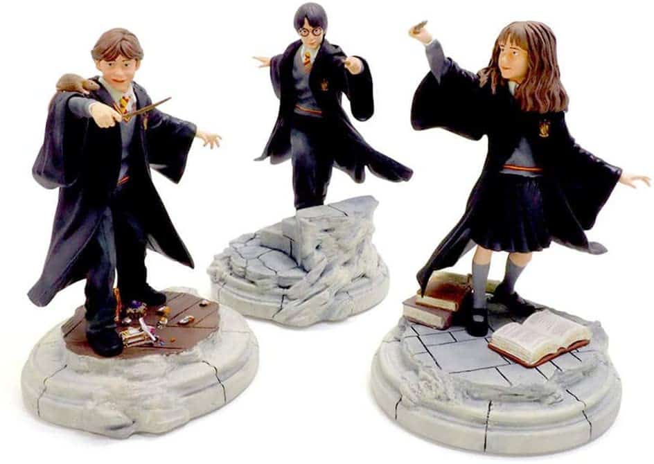 Enesco Wizarding World of Harry Potter Ron Weasley Year One Figurine, 7.5", Multicolor