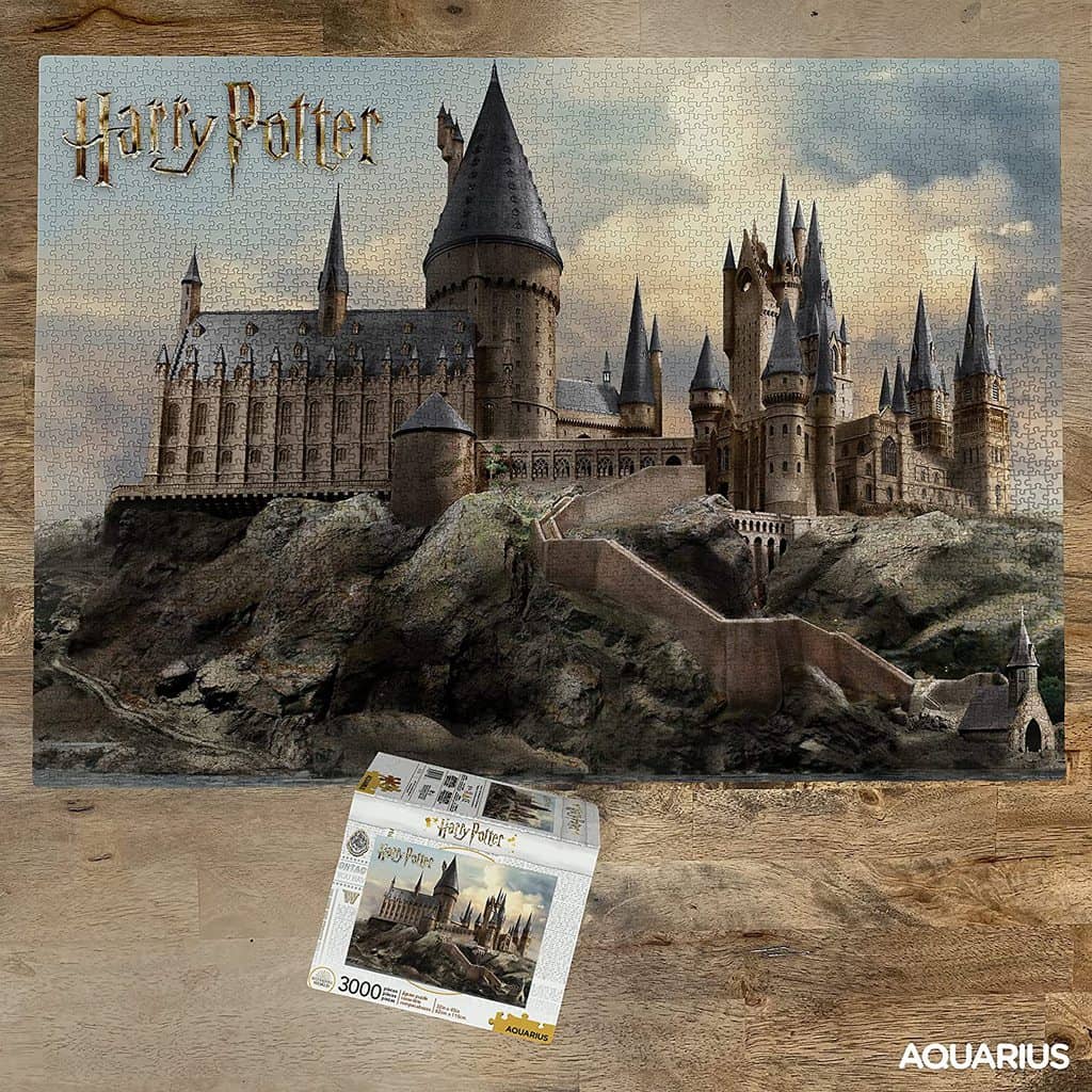 This Harry Potter Hogwarts Puzzle Glows In The Dark